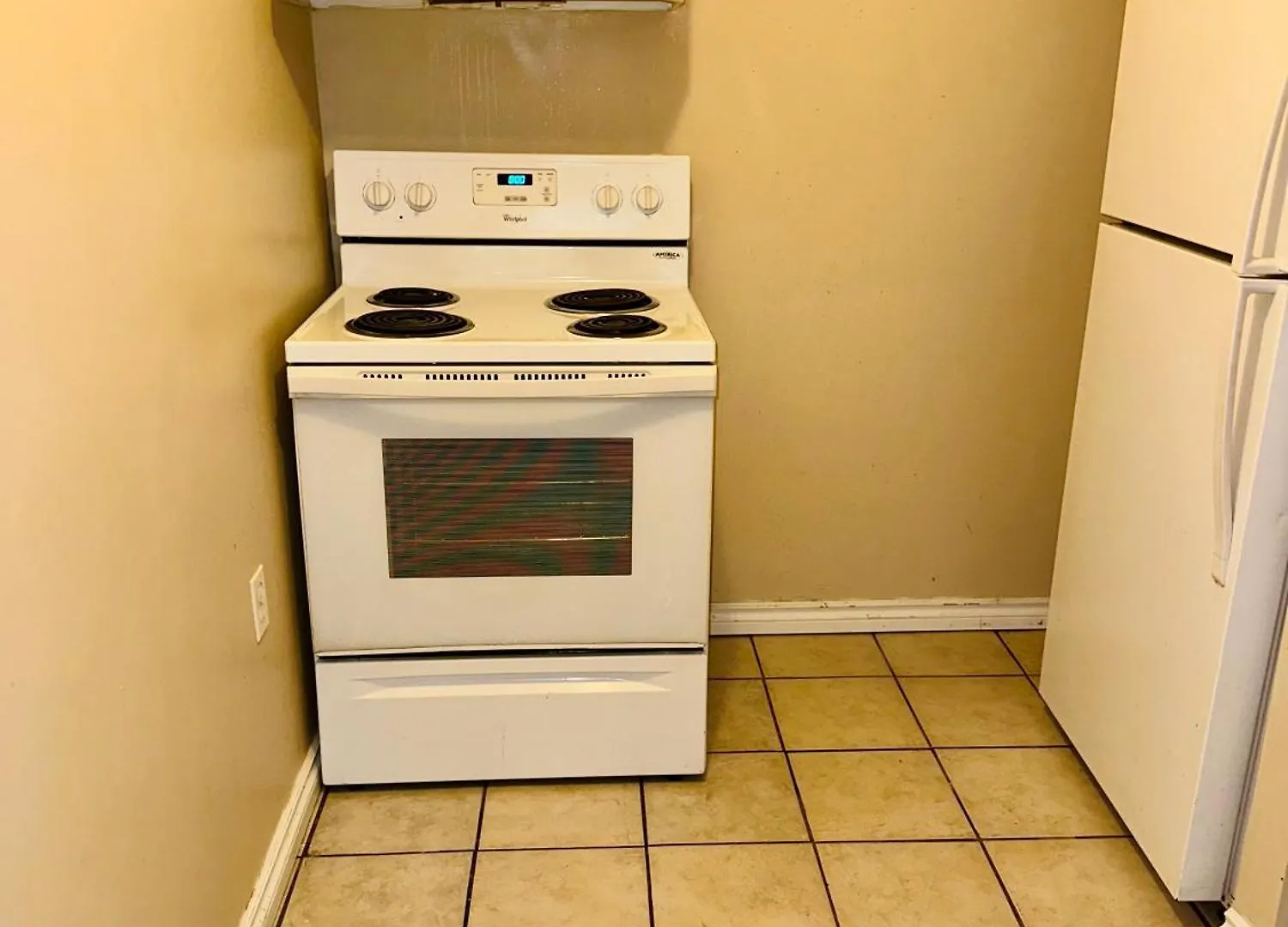 5Bed Family House Londonderry Mall Edmonton Apartment